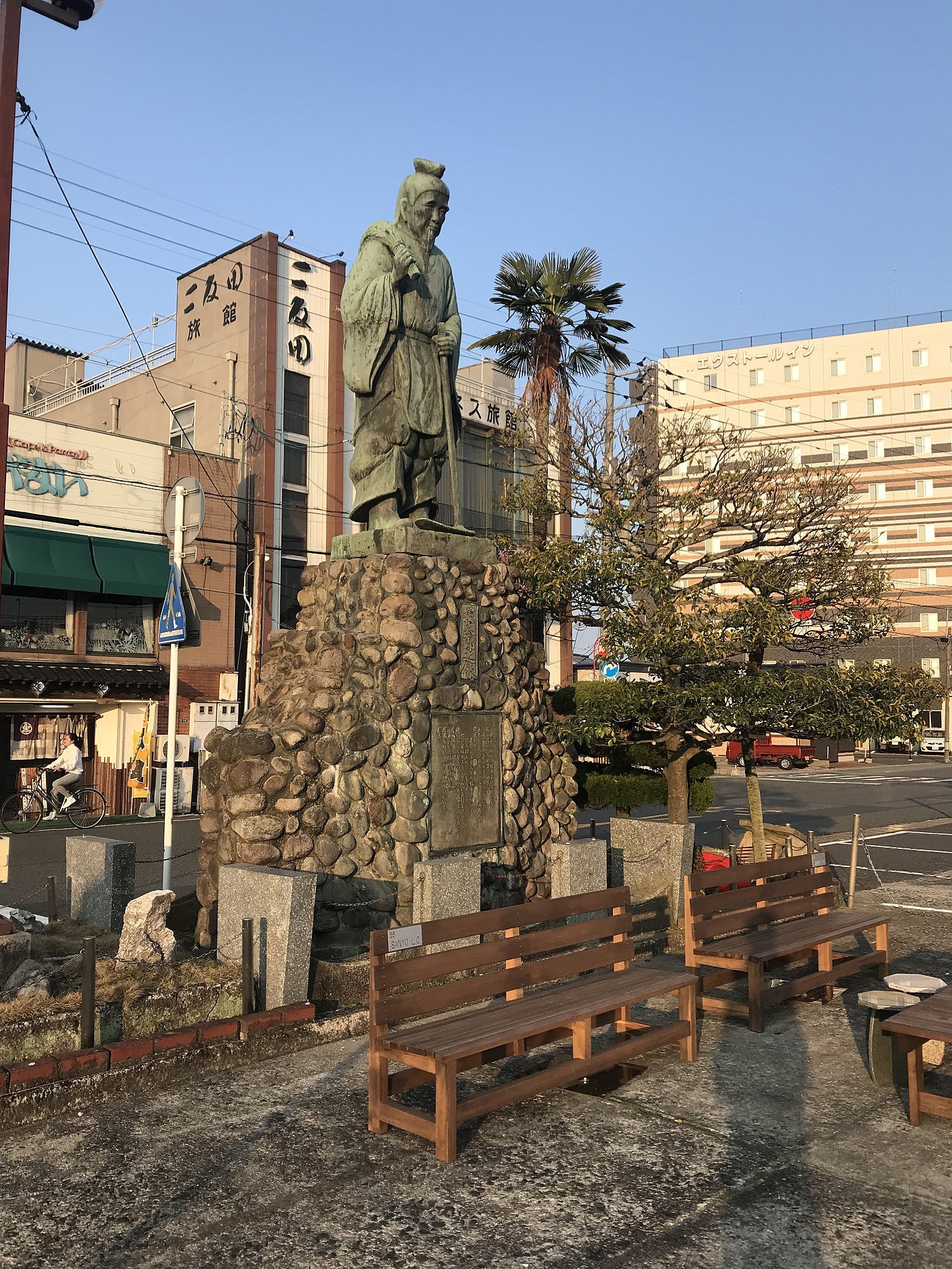 🗿 3년 자는 네타로 동상(산넨 네타로 조) 이미지 5